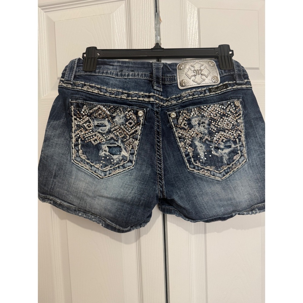 Miss Me Standard Easy Short Distressed Embellished Denim Shorts Y2K 28 Western